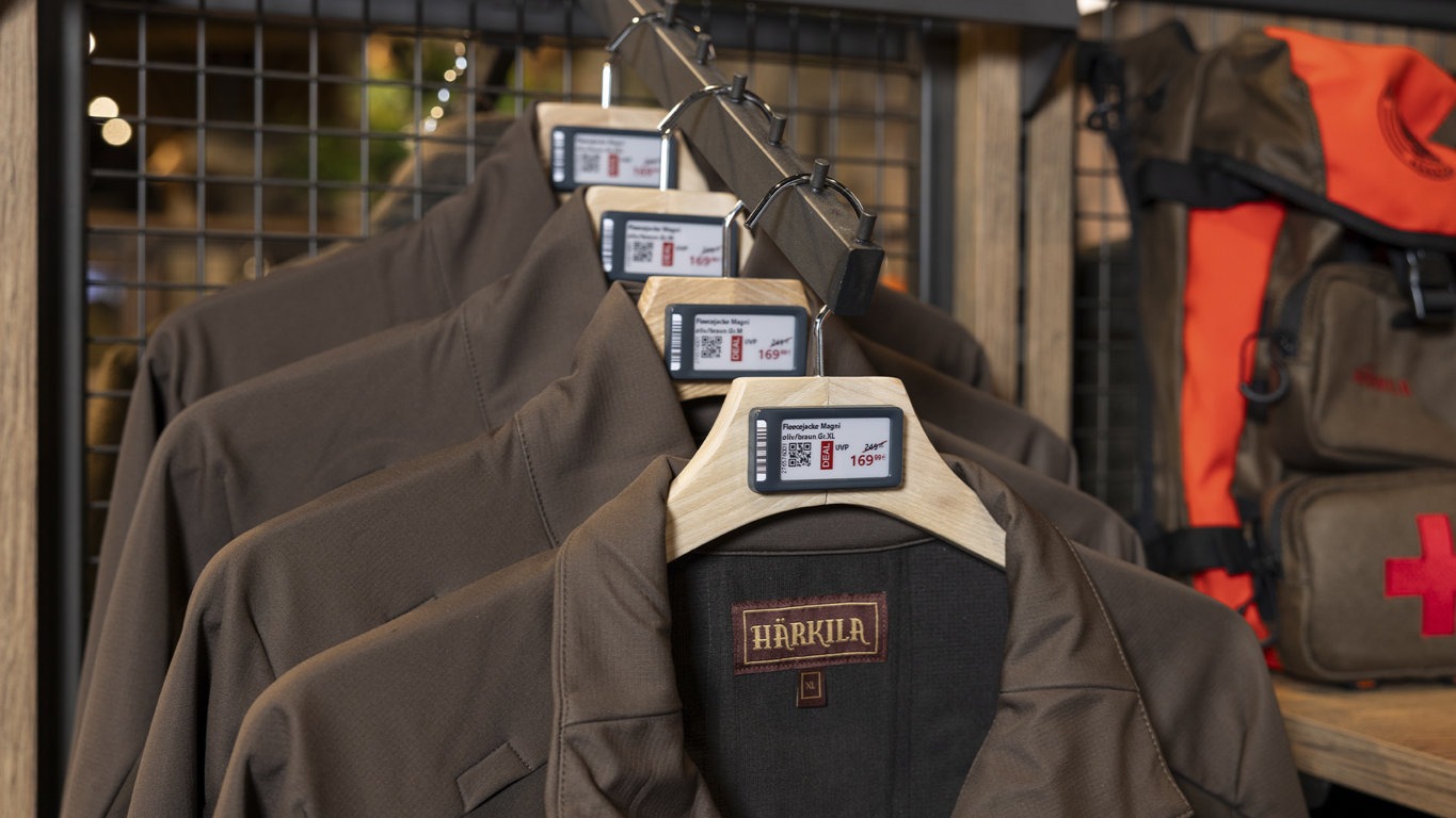 electronic-shelf-labels-esl-transforming-fashion-retail-gecolen.com